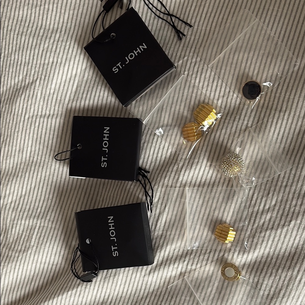 St. John Gold and Black Original Buttons
